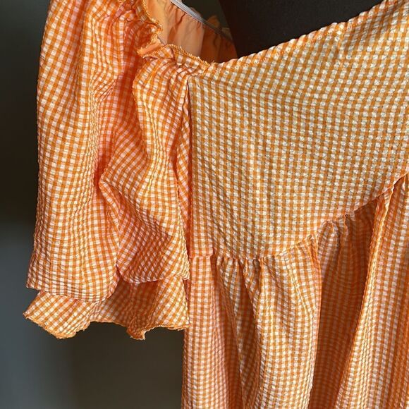 Simplee Plus orang/white seersucker gingham asymmetrical neck tiered ruffle midi - Picture 8 of 12